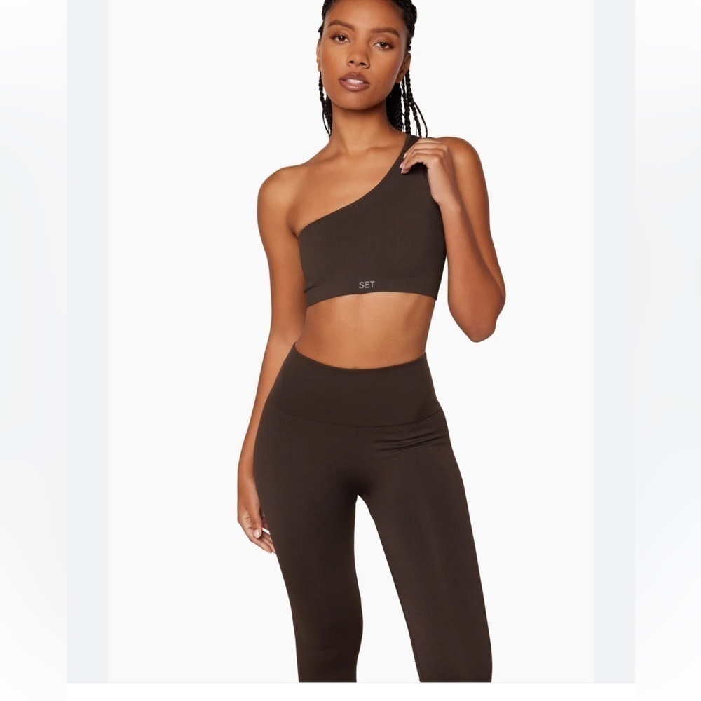 Set active sculpt flex ribbed one shoulder bra espresso size S NWOT